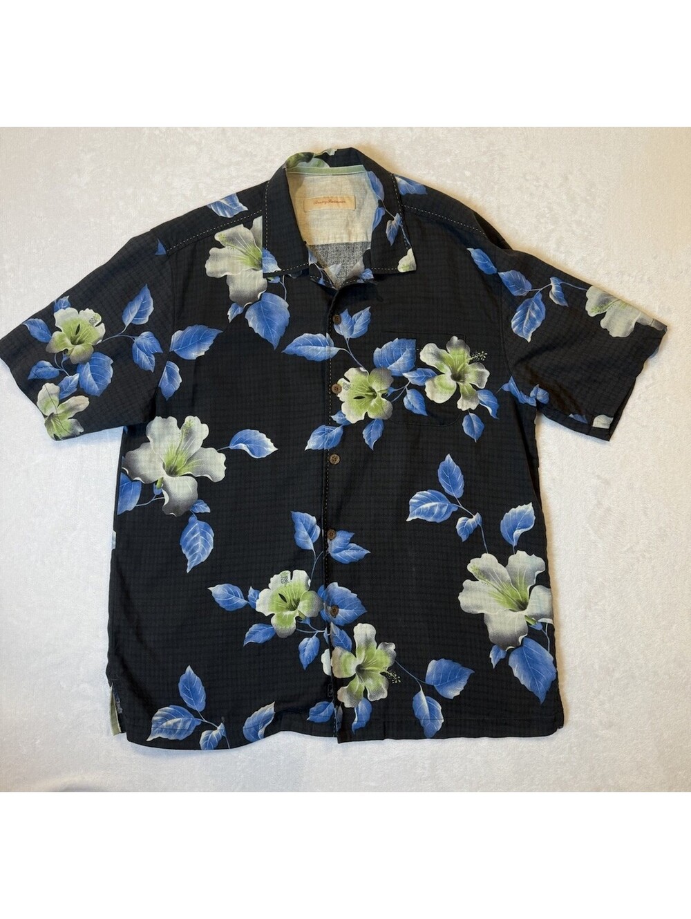 Tommy Bahama Shirt Men’s L Black 100% Silk Button Island Floral All Over Print
